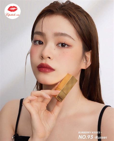 Review Son Burberry Vỏ Vàng 93 Russet Đỏ Gạch Hot Trend Nhất